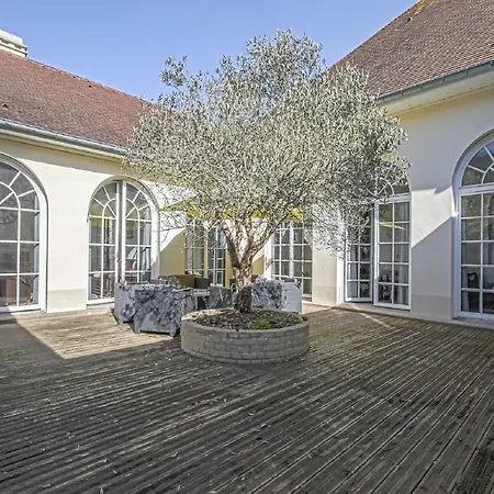 Spacious In Aure Sur With Garden Holiday home *
