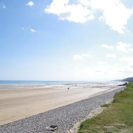 Spacious In Aure Sur With Garden * Sainte-Honorine-des-Pertes