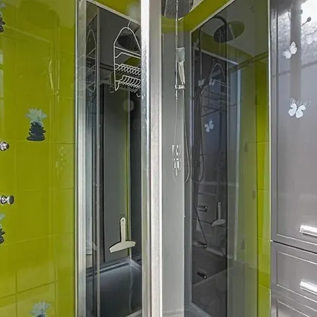 Vakantiehuis Spacious In Aure Sur With Garden *