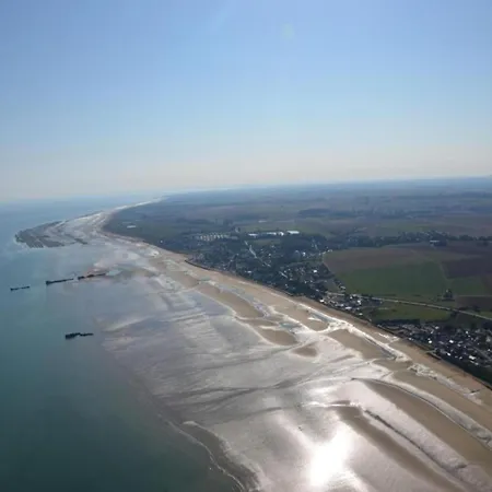 Spacious In Aure Sur With Garden Prázdninový dům