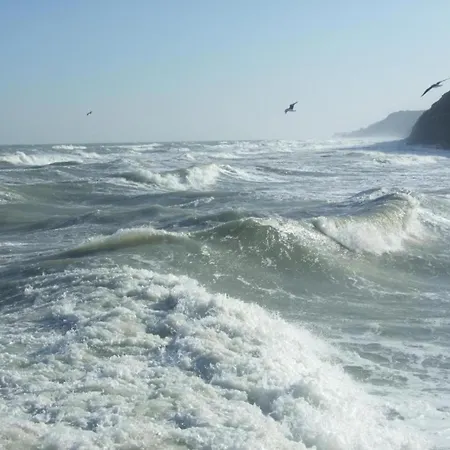 Spacious In Aure Sur With Garden Prázdninový dům