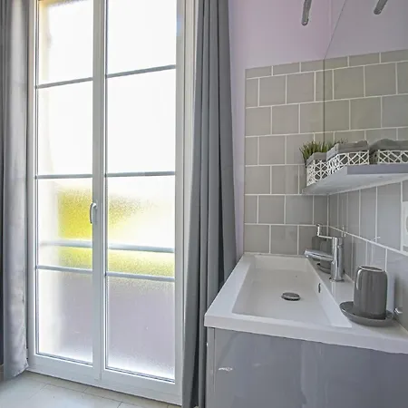 Spacious In Aure Sur With Garden Vakantiehuis *