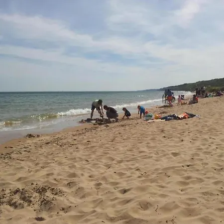 Spacious In Aure Sur With Garden Sainte-Honorine-des-Pertes