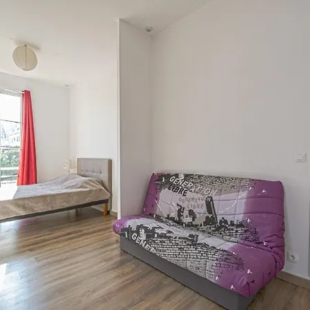 Spacious In Aure Sur With Garden Sainte-Honorine-des-Pertes