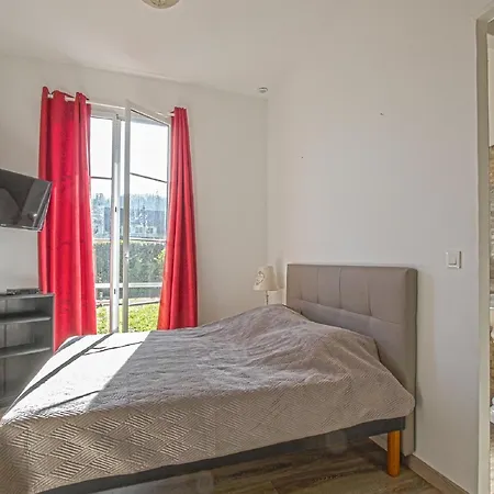 Spacious In Aure Sur With Garden *