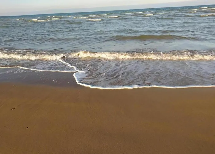 Feriehus Spacious In Aure Sur With Garden *