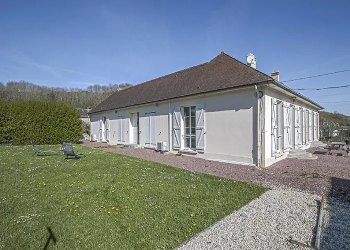 Spacious In Aure Sur With Garden Feriehus *