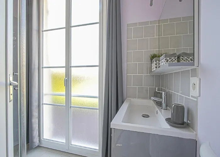 Feriehus Spacious In Aure Sur With Garden