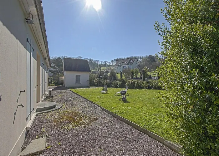 Spacious In Aure Sur With Garden *