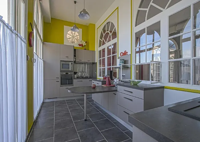 Spacious In Aure Sur With Garden Sainte-Honorine-des-Pertes